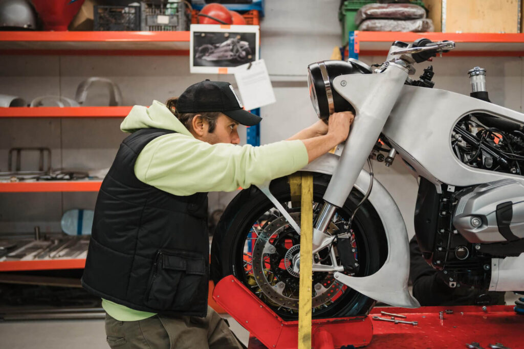 Réparation joint spy fourche moto sans démontage complet