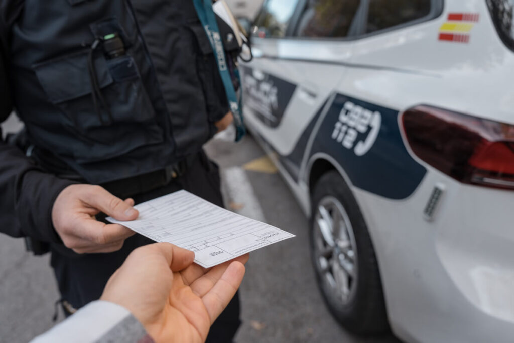 Avis de contravention pour excès de vitesse reçu par courrier suite à un contrôle sans interception