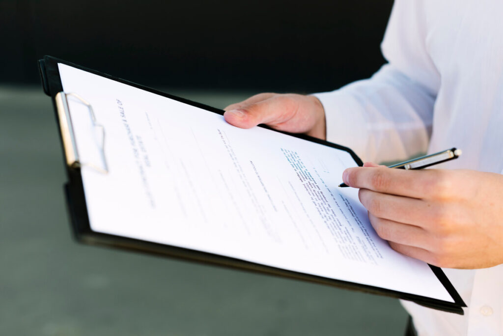 Voiture d'occasion en panne après achat chez un professionnel : vos recours 4 Lettre de mise en demeure pour application de la garantie légale de conformité.